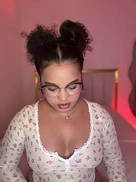 Lucy wilson5 online show from 19, 1, 2026