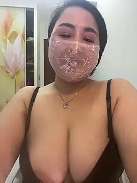 Snapshot of Angie_88 chatting on 15, 11, 2025 Angie 88 online show from 15, 11, 2025