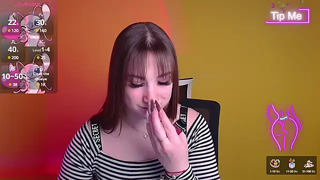 Evelina GG online show from 5, 3, 2025