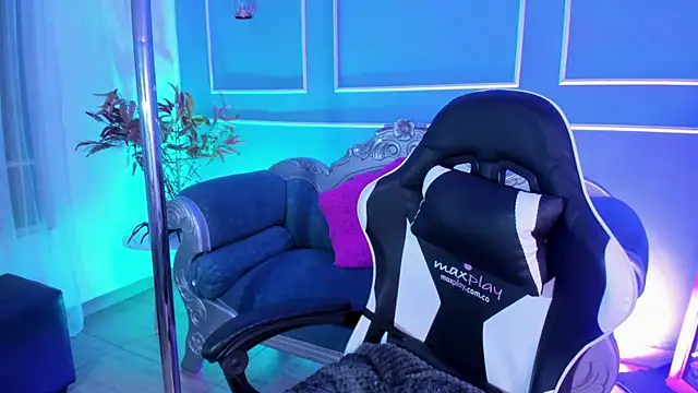 Red star8 online show from 28, 11, 2025