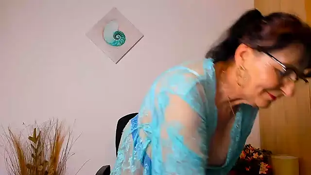 sweetangell69  online show from 11, 4, 2026