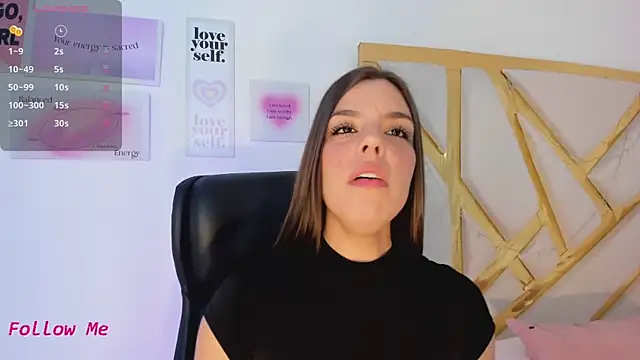 LanaJones  online show from 1, 10, 2025