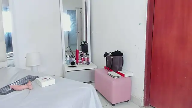 Alhana pulido online show from 22, 3, 2025