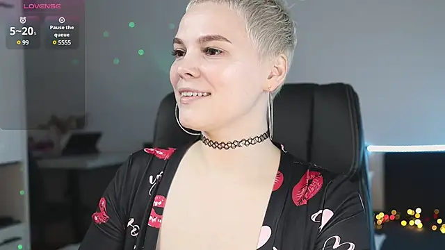 LikaBerry1 online show from 12, 3, 2025