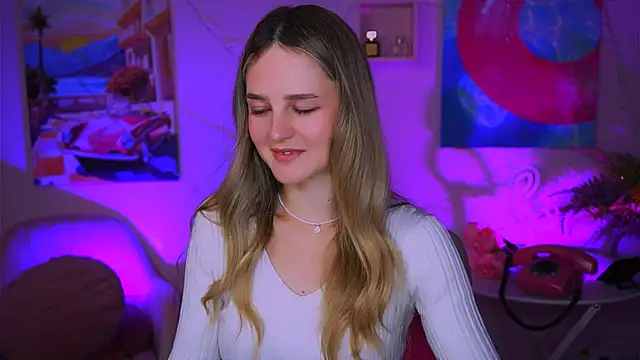 Snapshot of DeboraLarson chatting on 25, 12, 2024 DeboraLarson online show from 25, 12, 2024