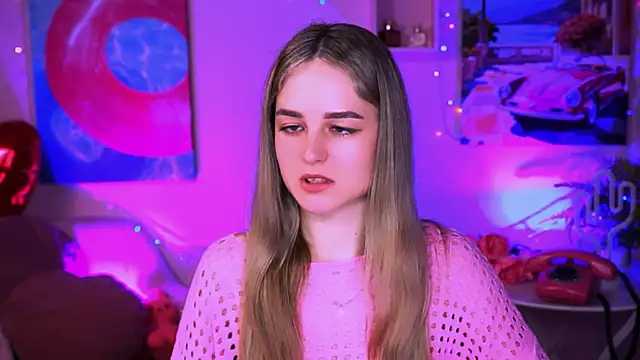 DeboraLarson online show from 7, 3, 2025