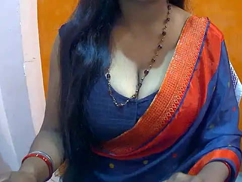 Snapshot of HOT-SEEMAA chatting on 6, 1, 2025 HOT-SEEMAA online show from 6, 1, 2025