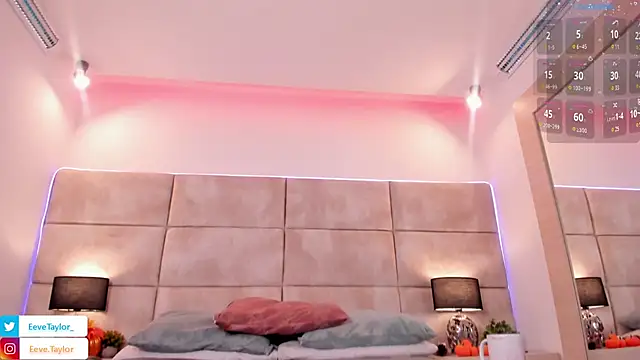 Eevee Taylor online show from 8, 10, 2025