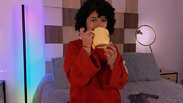 Snapshot of Adele_Carter_ chatting on 5, 11, 2025 Adele Carter online show from 5, 11, 2025