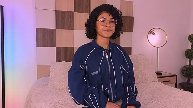 Snapshot of Adele_Carter_ chatting on 14, 11, 2025 Adele Carter online show from 14, 11, 2025