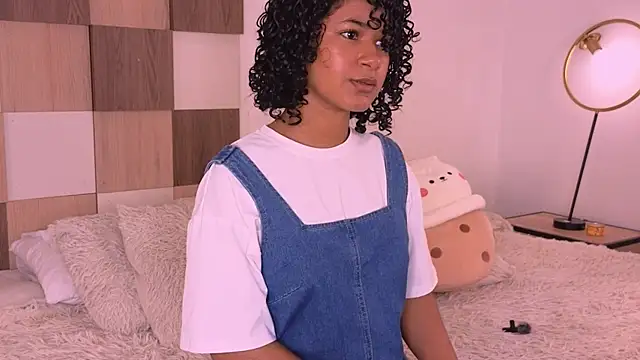 Snapshot of Adele_Carter_ chatting on 30, 11, 2025 Adele Carter online show from 30, 11, 2025