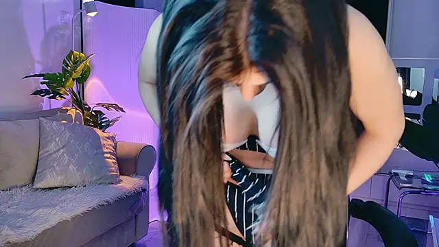 Ivy belle online show from 15, 11, 2025