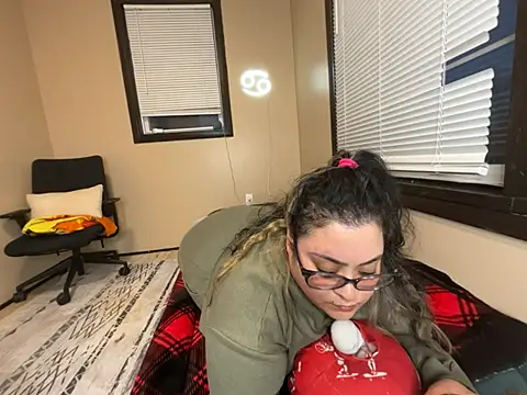 tillymarie34 online show from 11, 2, 2026