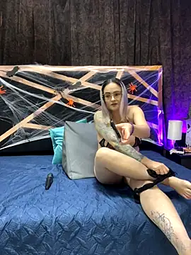 tiffanyandClark online show from 28, 10, 2025