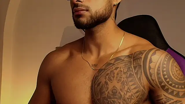 LiamGarcia1 online show from 17, 1, 2025