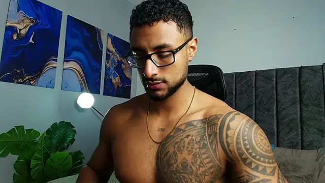 LiamGarcia1 online show from 12, 9, 2025