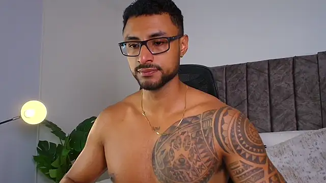 LiamGarcia1 online show from 8, 10, 2025