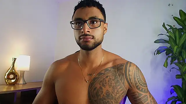 LiamGarcia1 online show from 9, 1, 2026