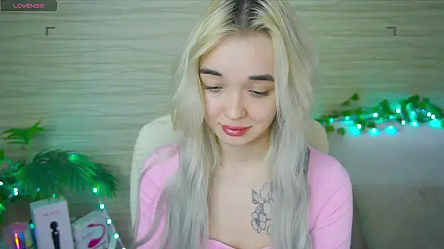 Ashley S online show from 26, 2, 2025