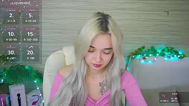 Ashley S online show from 4, 3, 2025