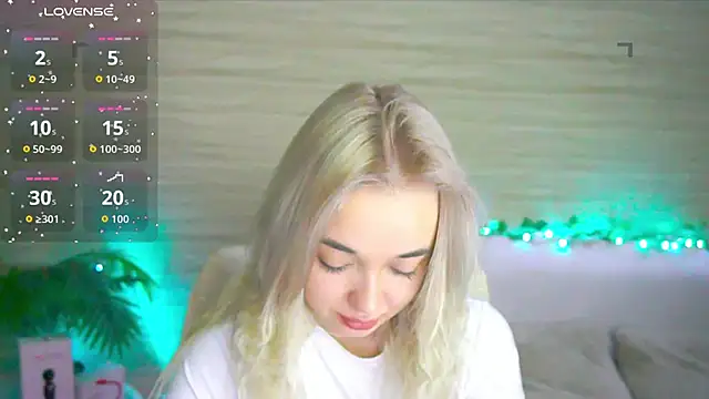 Ashley S online show from 23, 9, 2025