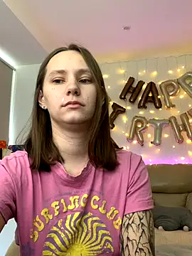 Snapshot of HotCaramellsTV chatting on 9, 10, 2025 HotCaramellsTV online show from 9, 10, 2025