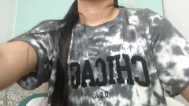 sussy leon online show from 18, 1, 2025