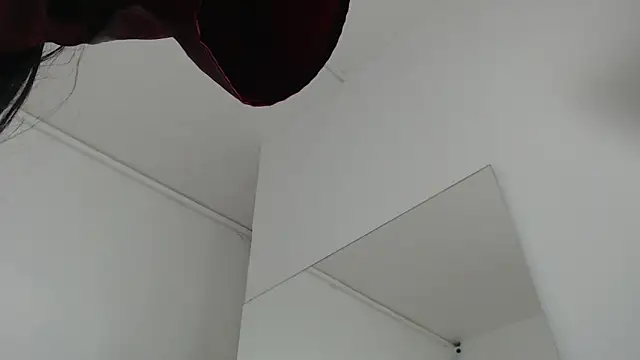 sussy leon online show from 13, 2, 2025