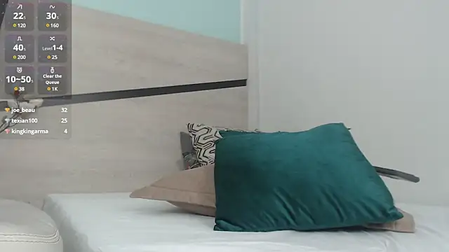 sussy leon online show from 19, 3, 2025