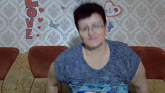 PaulaGolden online show from 10, 10, 2025