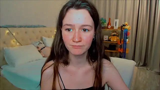 Snapshot of ameli_moon chatting on 20, 12, 2024 ameli moon online show from 20, 12, 2024