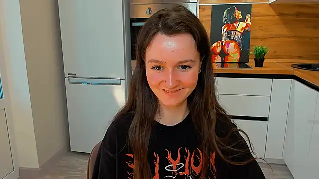 Snapshot of ameli_moon chatting on 2, 2, 2025 ameli moon online show from 2, 2, 2025