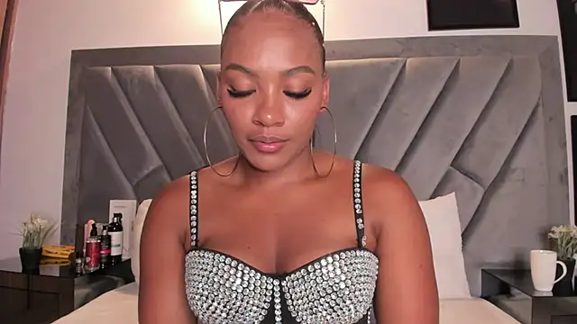 brenda nova18 online show from 19, 3, 2026