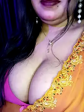 Suhanakhan00 online show from 22, 2, 2025