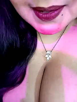 Suhanakhan00 online show from 17, 11, 2025