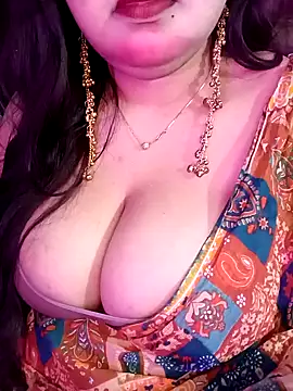 Suhanakhan00 online show from 13, 3, 2026