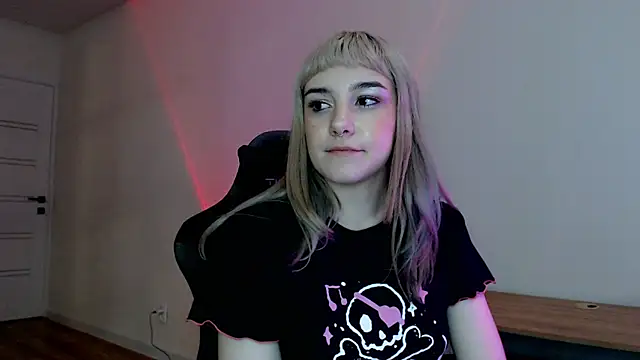 Snapshot of Princess_Shy___ chatting on 21, 2, 2025 Princess Shy online show from 21, 2, 2025