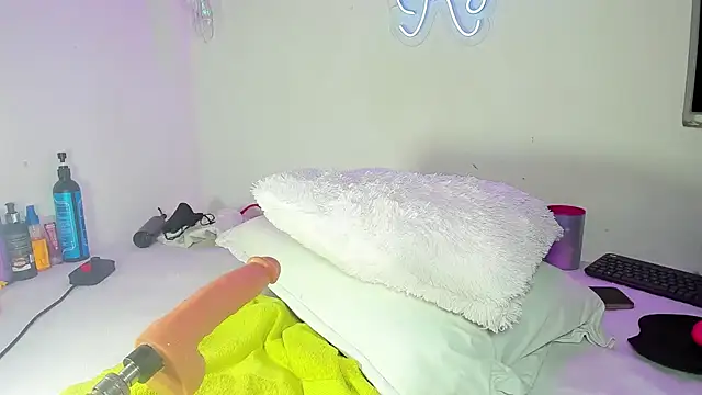 kyliestteel online show from 15, 12, 2024