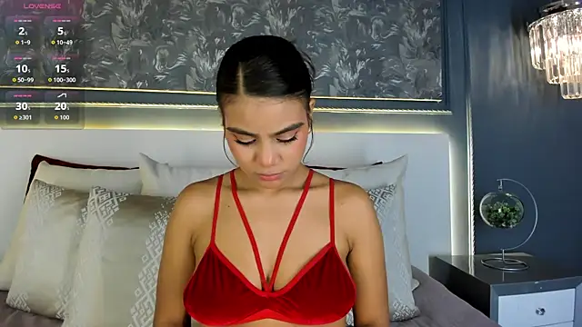 Snapshot of IvyEllis chatting on 28, 11, 2025 IvyEllis online show from 28, 11, 2025