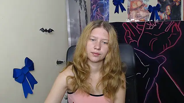 Snapshot of StellaCRL chatting on 12, 7, 2026 StellaCRL online show from 12, 7, 2026