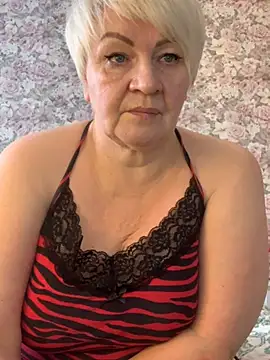 Laura Millf online show from 16, 2, 2025