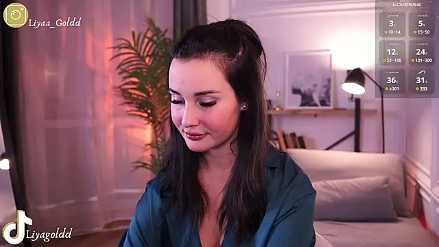 Snapshot of Liya_Gold_ chatting on 20, 12, 2024 Liya Gold  online show from 20, 12, 2024