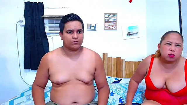 Snapshot of lucasandSofi chatting on 9, 11, 2025 lucasandSofi online show from 9, 11, 2025