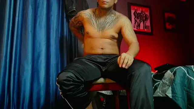 Leonnardo Jaramillo online show from 3, 2, 2026