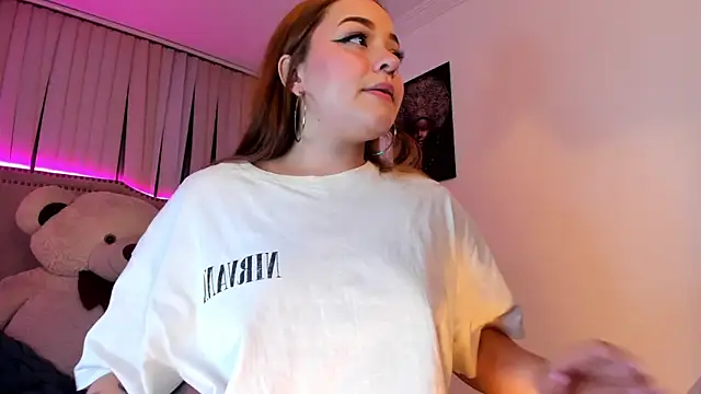 Snapshot of Valentina_Se chatting on 18, 12, 2024 Valentina Se online show from 18, 12, 2024