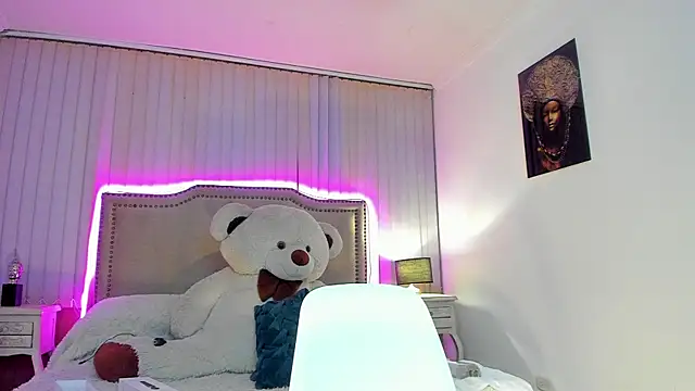 Snapshot of Valentina_Se chatting on 8, 1, 2025 Valentina Se online show from 8, 1, 2025