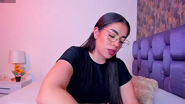 IsabellaAnngel online show from 28, 2, 2025