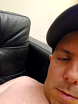 Snapshot of HeteroHotGuy1 chatting on 5, 12, 2024 HeteroHotGuy1 online show from 5, 12, 2024