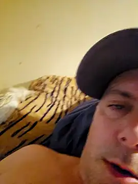 Snapshot of HeteroHotGuy1 chatting on 6, 12, 2024 HeteroHotGuy1 online show from 6, 12, 2024