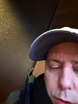 Snapshot of HeteroHotGuy1 chatting on 23, 2, 2025 HeteroHotGuy1 online show from 23, 2, 2025